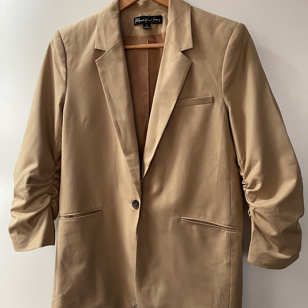 Elizabeth and James lined blazer